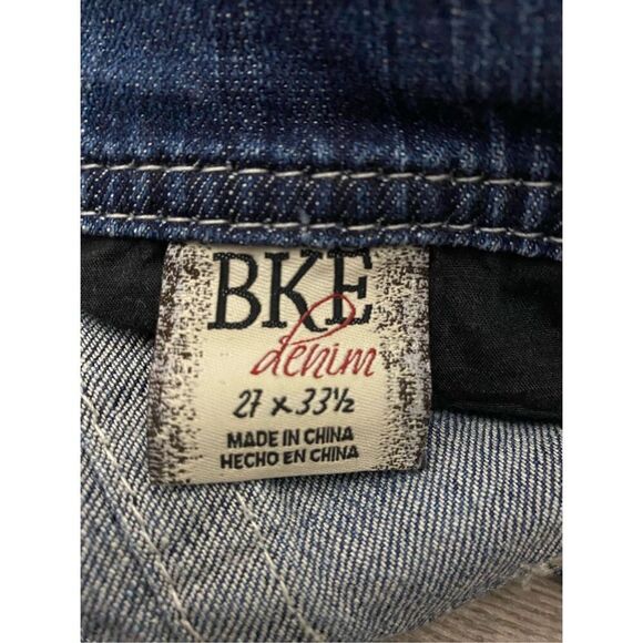 BKE Stella Flare Jeans Low Rise Distressed Rhinestone Women’s Sz 27 waist X 33.5 - Picture 7 of 10